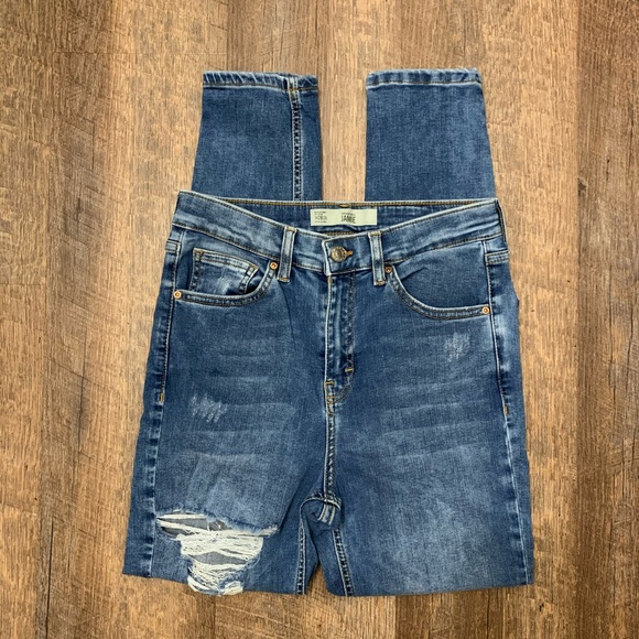 TOPSHOP MOTO | Jamie Ripped Skinny Jeans - Picture 3 of 9